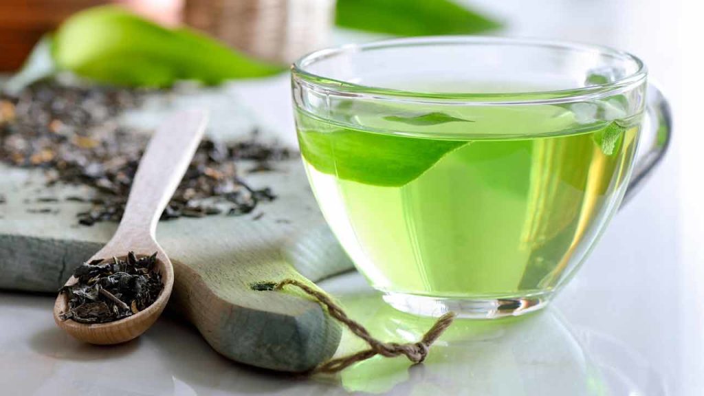 نحوه مصرف چای سبز با لاغری